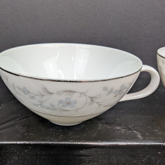 Fine China Japan Fairlawn Pattern 8603 Porcelain Flat 4 Oz Teacup Set of 4 - Picture 2 of 10